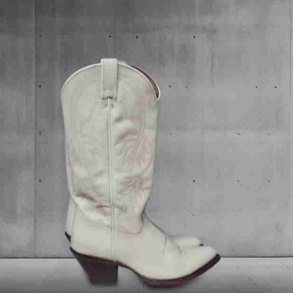 Idyllwind Womens Round Toe Classic White Western Boots